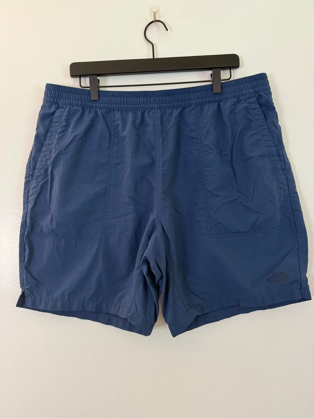 The North Face Men’s Outdoor Shorts Blue Size XL Elastic Waist